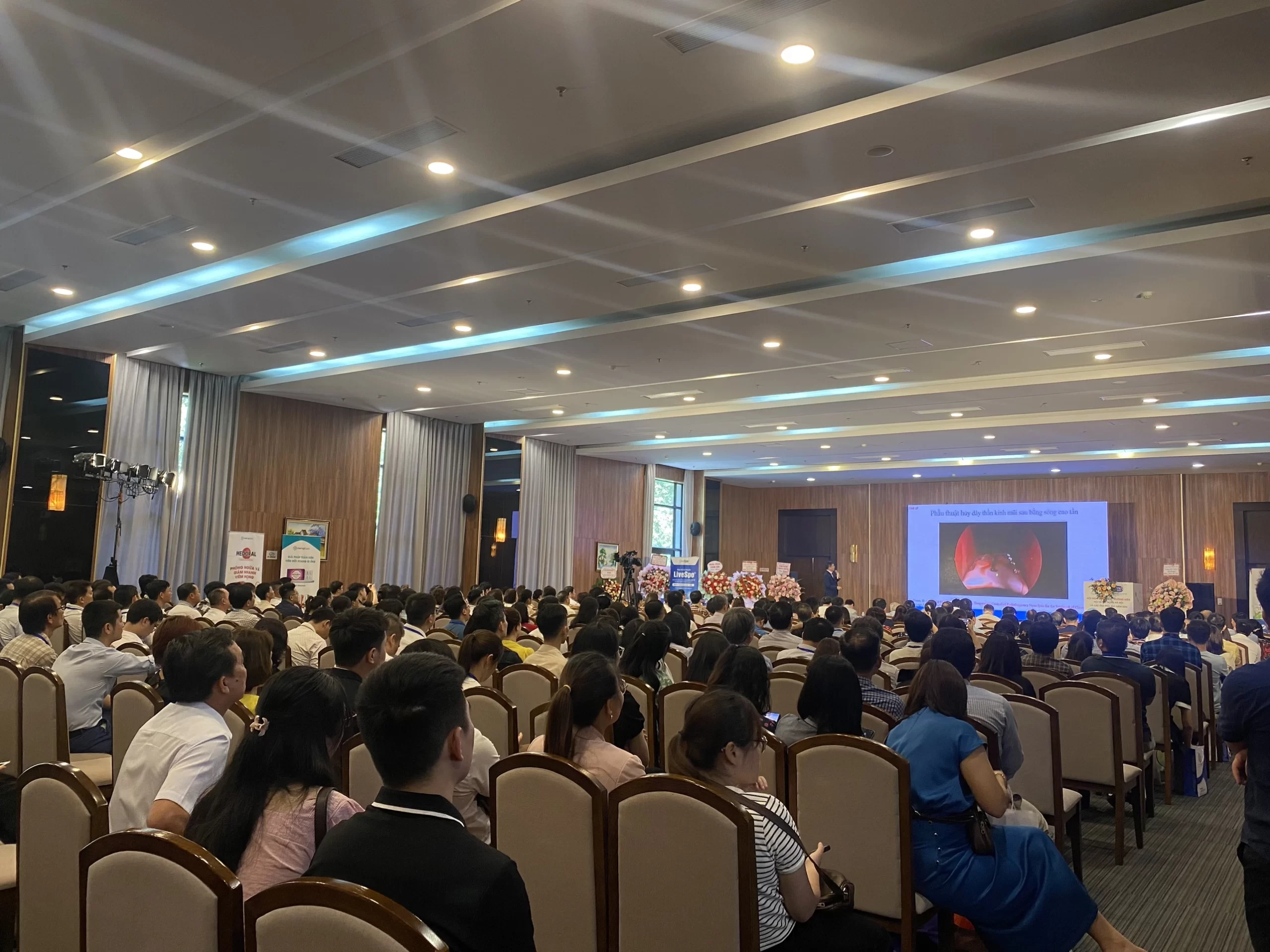 CHÚC MỪNG HỘI NGHỊ KHOA HỌC THƯỜNG NIÊN HỘI TAI MŨI HỌNG HÀ NỘI VÀ CÁC TỈNH PHÍA BẮC 2024 DIỄN RA THÀNH CÔNG TỐT ĐẸP